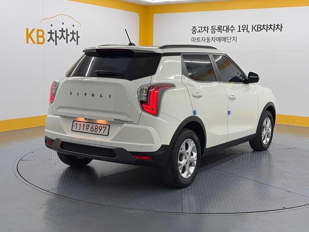 KG모빌리티(쌍용) 티볼리 더 뉴 티볼리 2WD 가솔린 1.6 V1 이미지 4
