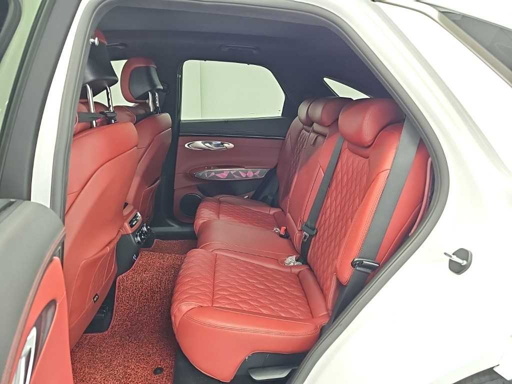 제네시스 GV70 2.5T 가솔린 AWD 스포츠 이미지 12