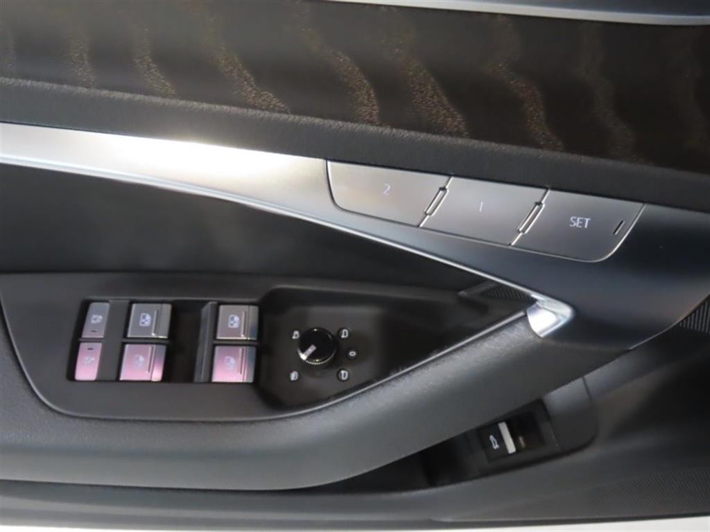아우디 A6 A6 (C8) 45 TFSI 콰트로 프리미엄 이미지 12