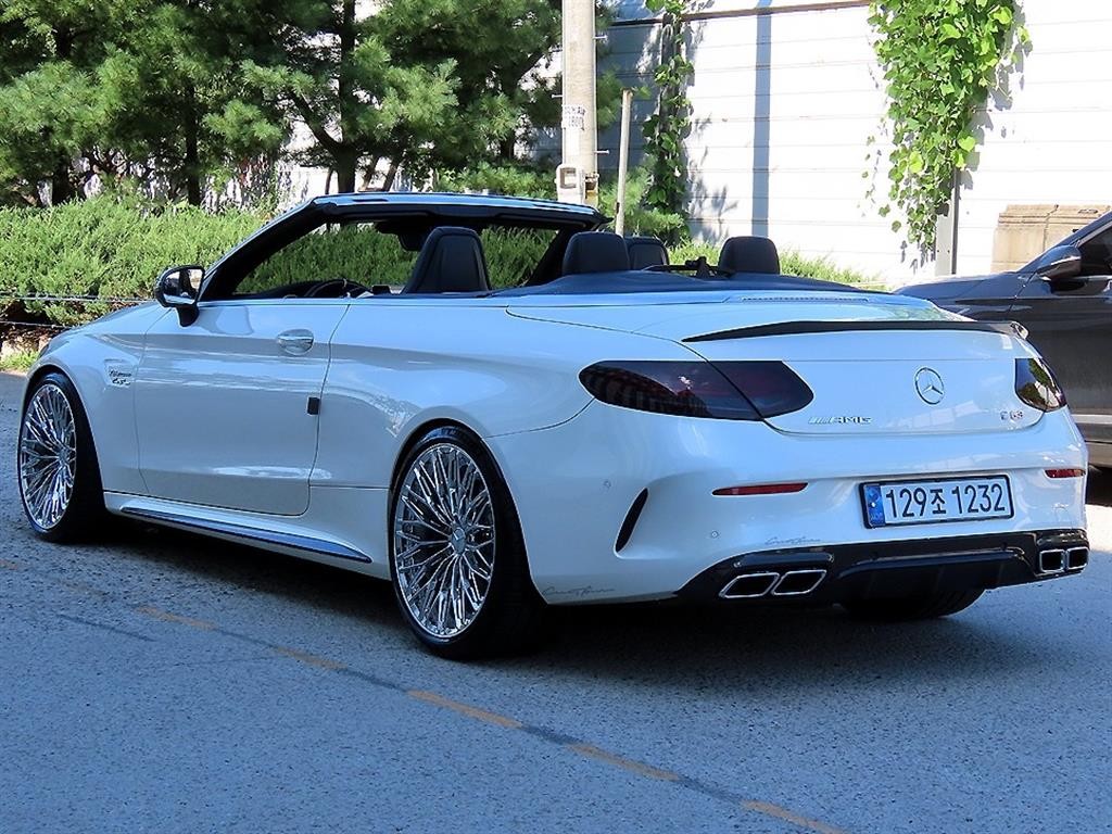 벤츠 C 클래스 C클래스 W205 C63 AMG 카브레올레 이미지 3