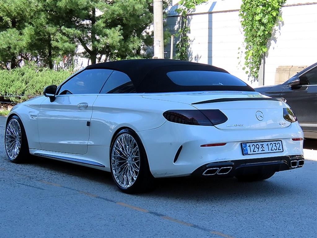 벤츠 C 클래스 C클래스 W205 C63 AMG 카브레올레 이미지 7
