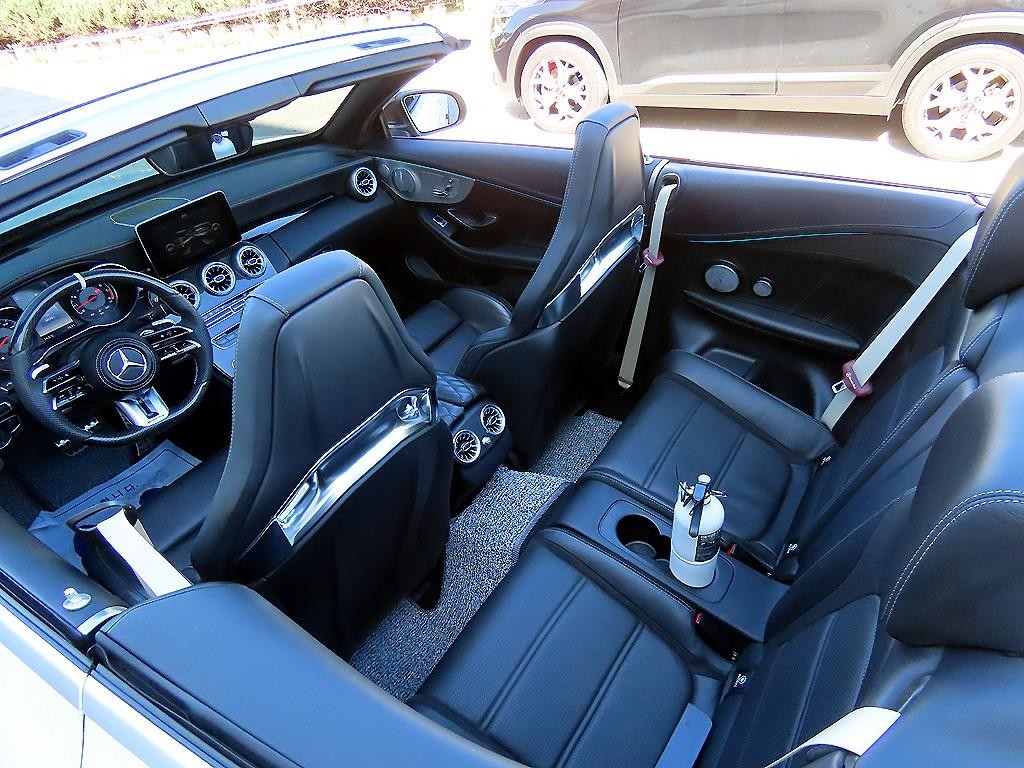 벤츠 C 클래스 C클래스 W205 C63 AMG 카브레올레 이미지 9