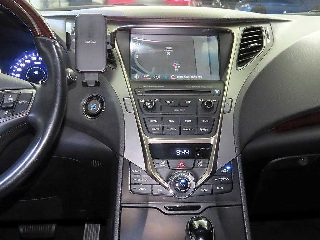 현대 그랜저 그랜저 HG HG300 PREMIUM 기본형 이미지 11