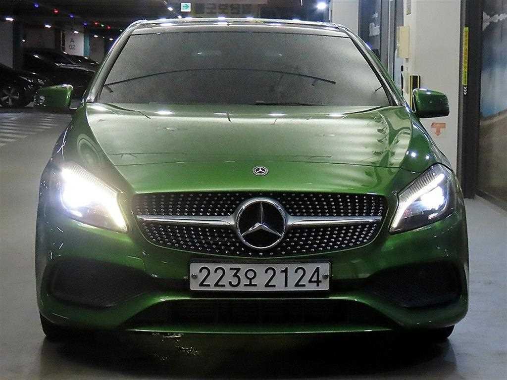 벤츠 A 클래스 A클래스 W176 A200 AMG LINE 이미지 2