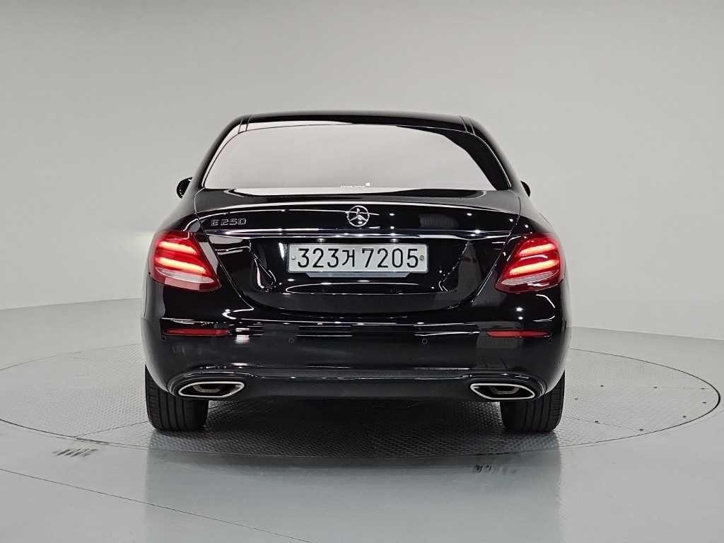 벤츠 E 클래스 E-클래스 W213 E250 아방가르드 이미지 3