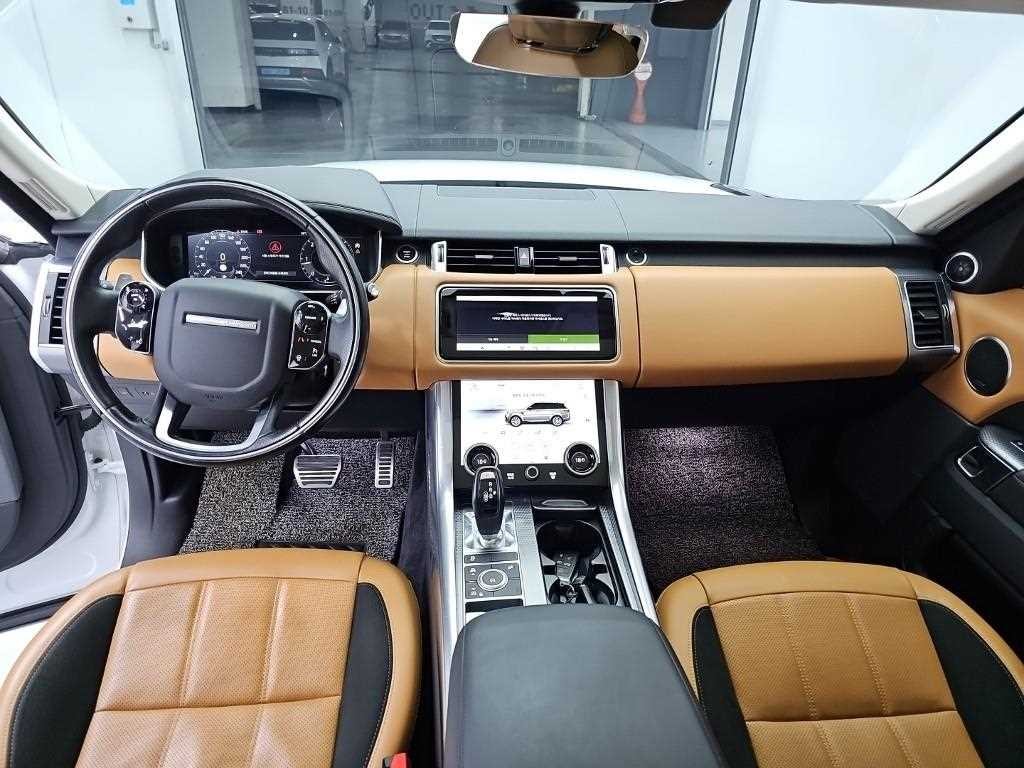 랜드로버 레인지로버 스포츠 레인지로버 스포츠 2세대 3.0 D300 HSE 다이나믹 이미지 7