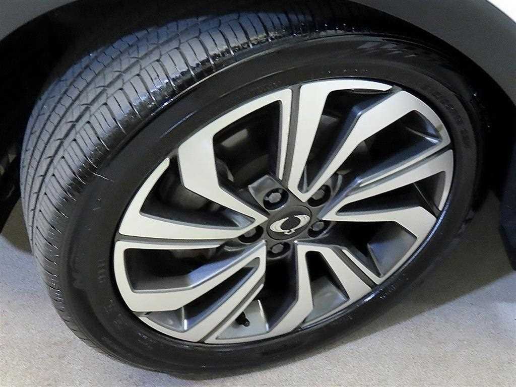 KG모빌리티(쌍용) 티볼리 베리 뉴 티볼리 2WD 가솔린 1.5 V5 이미지 20