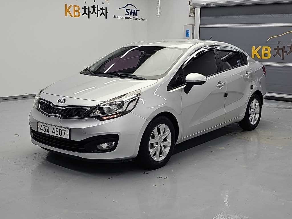 기아 프라이드 올뉴프라이드 4DR 1.6GDI 럭셔리 ECO PLUS 이미지 1