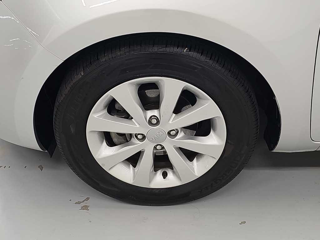 기아 프라이드 올뉴프라이드 4DR 1.6GDI 럭셔리 ECO PLUS 이미지 18