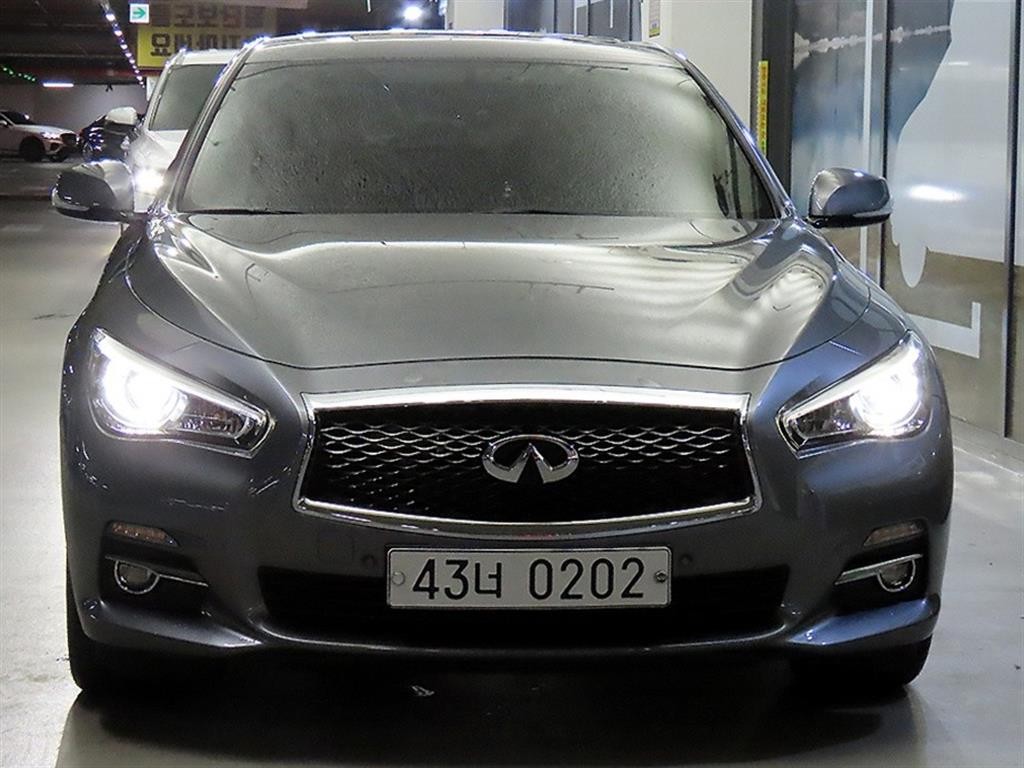 인피니티 Q Q50 2.2D 프리미엄 이미지 2