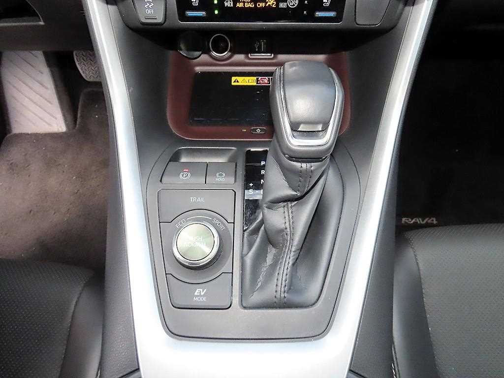 토요타 라브4 RAV4(5세대) 2.5 4WD 하이브리드 LTD 이미지 10