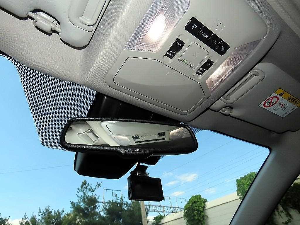 토요타 라브4 RAV4(5세대) 2.5 4WD 하이브리드 LTD 이미지 15