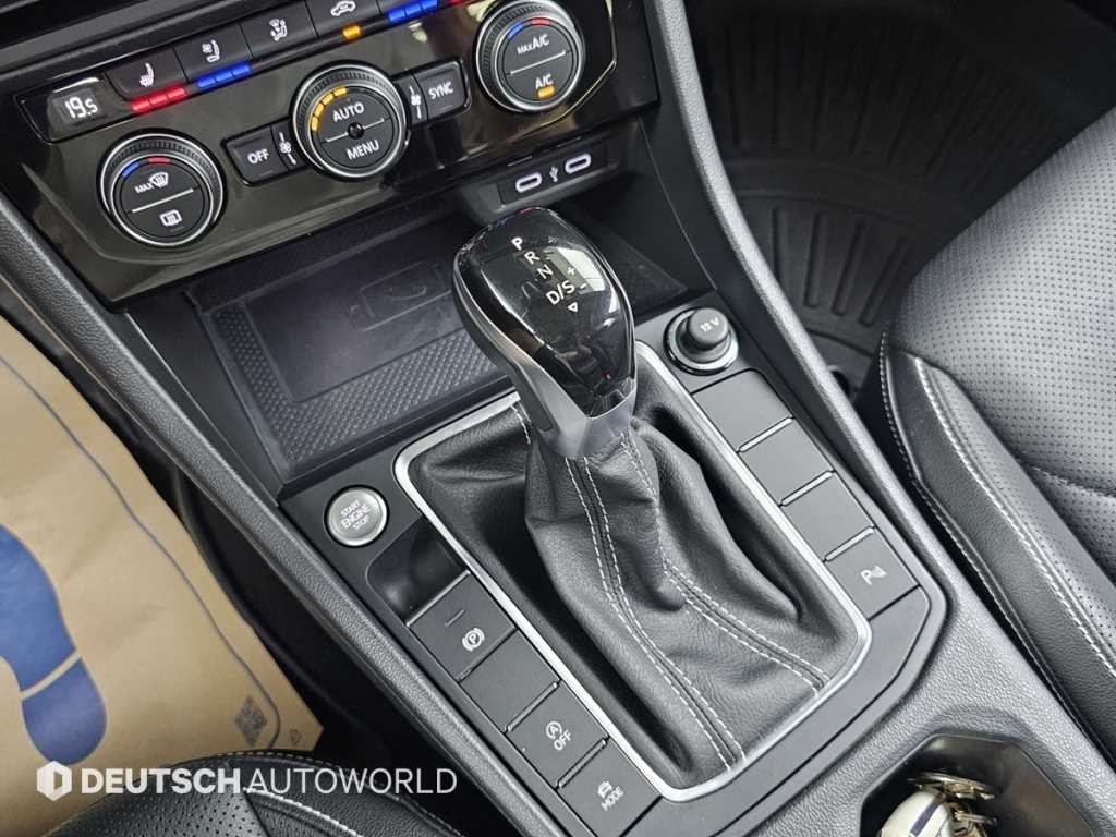 폭스바겐 제타 올 뉴 제타 1.5 TSI 프레스티지 이미지 9