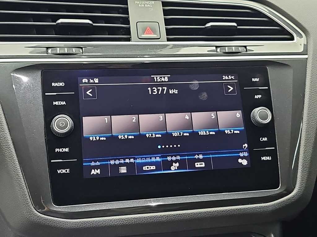 폭스바겐 티구안 티구안(2세대) 2.0 TDI 프리미엄 4모션 이미지 13