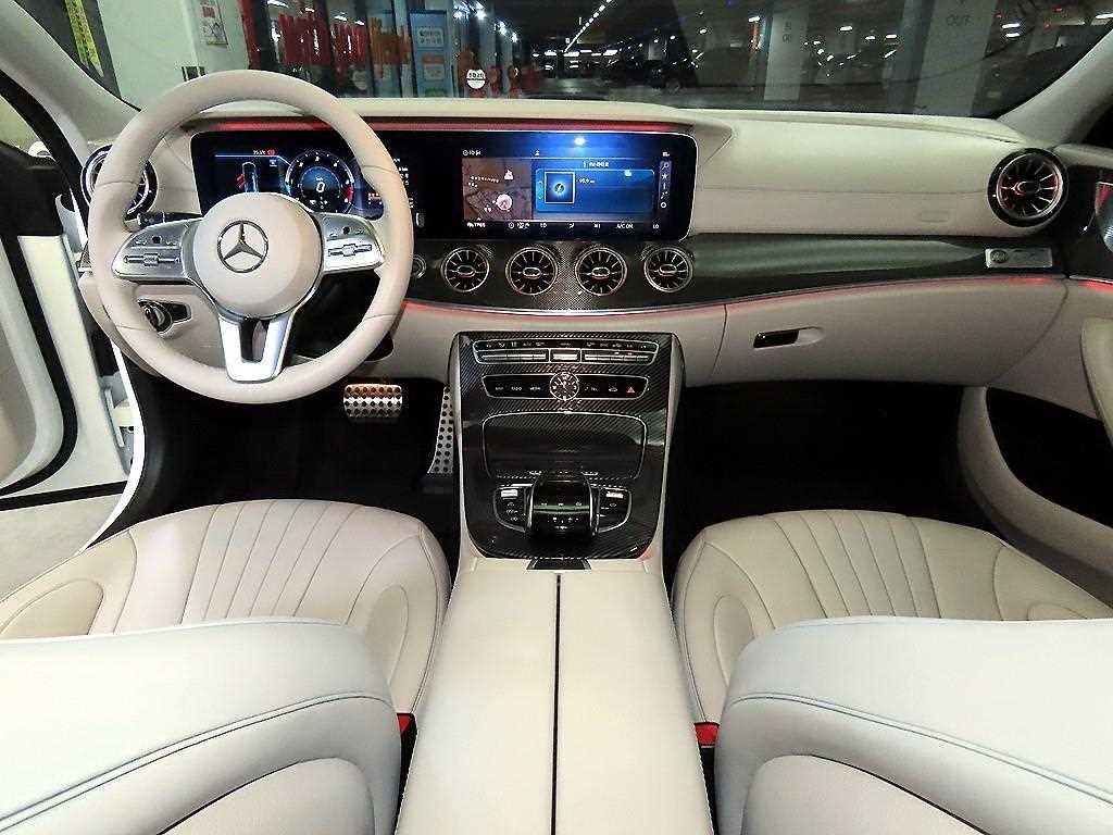 벤츠 CLS 클래스 CLS클래스 C257 CLS 300d AMG Line 이미지 10