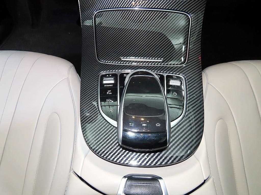 벤츠 CLS 클래스 CLS클래스 C257 CLS 300d AMG Line 이미지 12