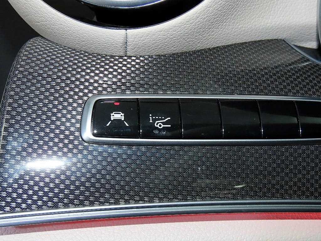 벤츠 CLS 클래스 CLS클래스 C257 CLS 300d AMG Line 이미지 15