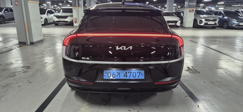기아 EV6 롱레인지 에어 이미지 3