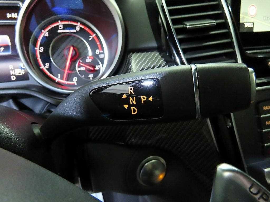 벤츠 GLE 클래스 GLE 클래스 W166 GLE 63 AMG S 4MATIC 쿠페 이미지 12