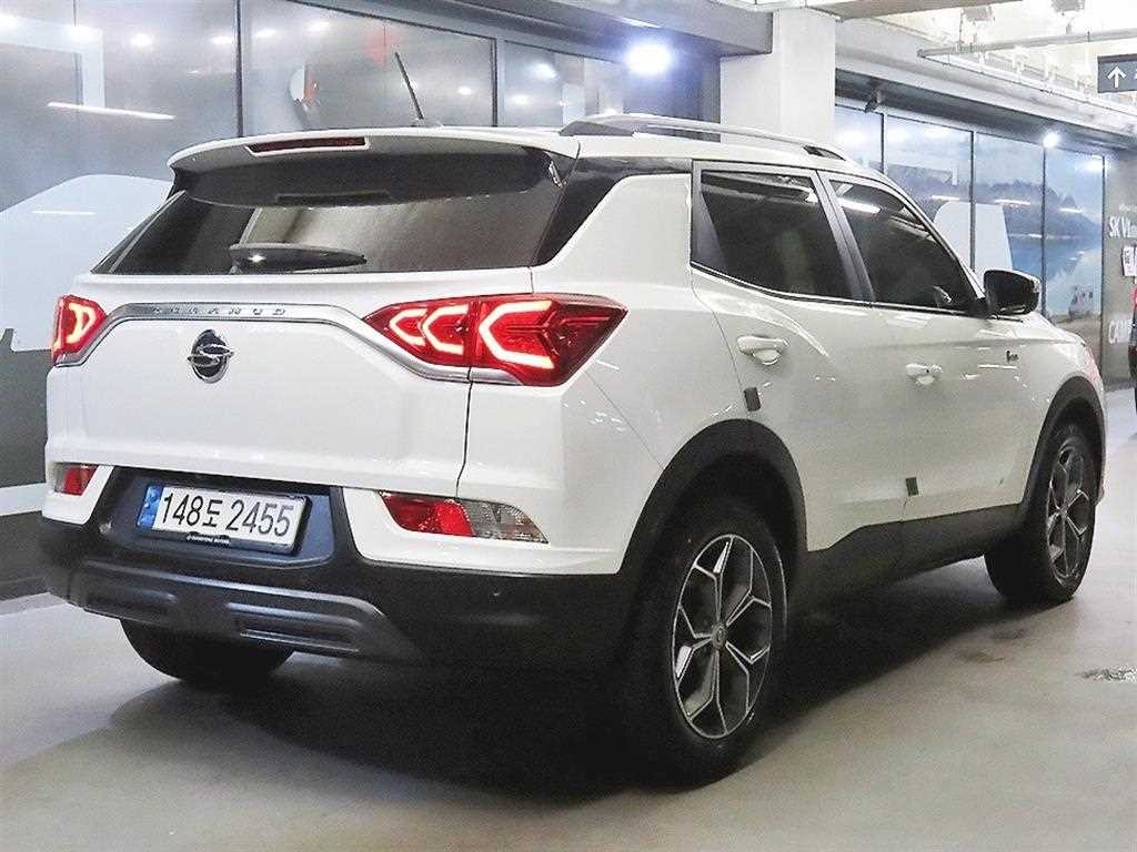 KG모빌리티(쌍용) 코란도 뷰티풀코란도 2WD 가솔린 1.5 C5 이미지 4