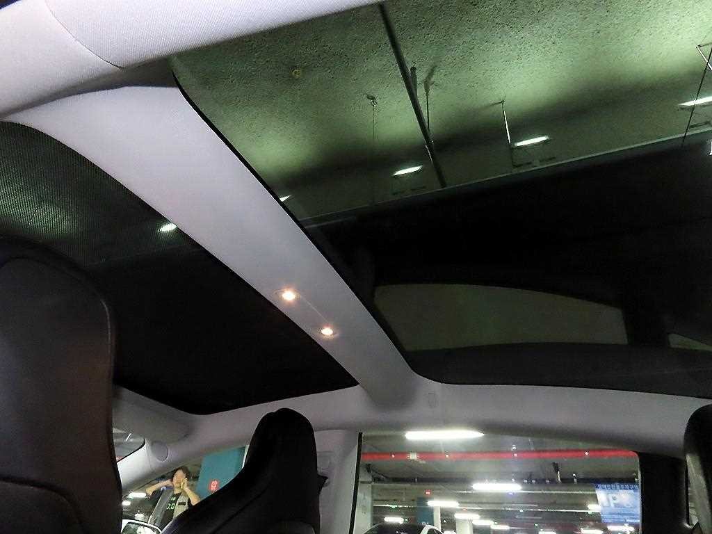 테슬라 모델 3 롱 레인지 이미지 17