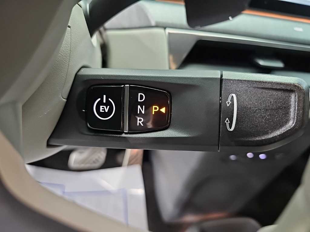 기아 EV9 롱레인지 4WD 어스 이미지 8