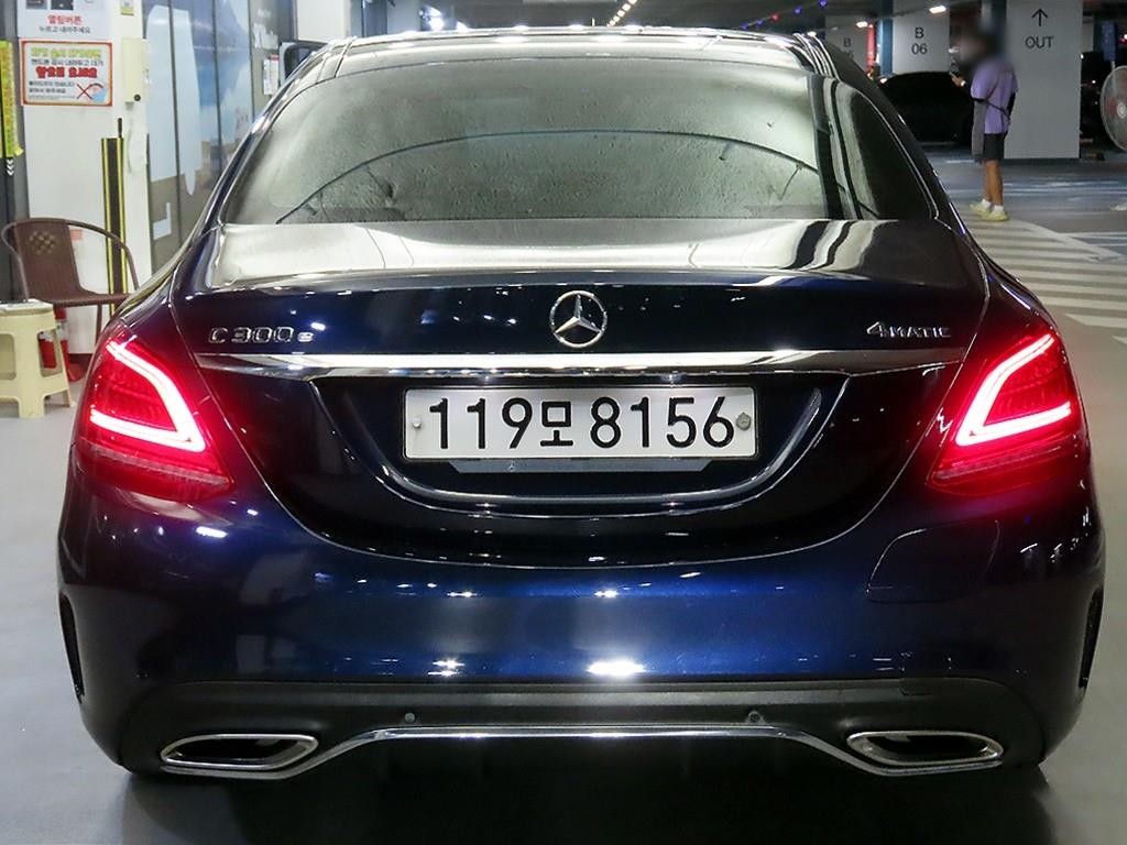 벤츠 C 클래스 C클래스 W205 C300e 4MATIC AMG Line 이미지 5