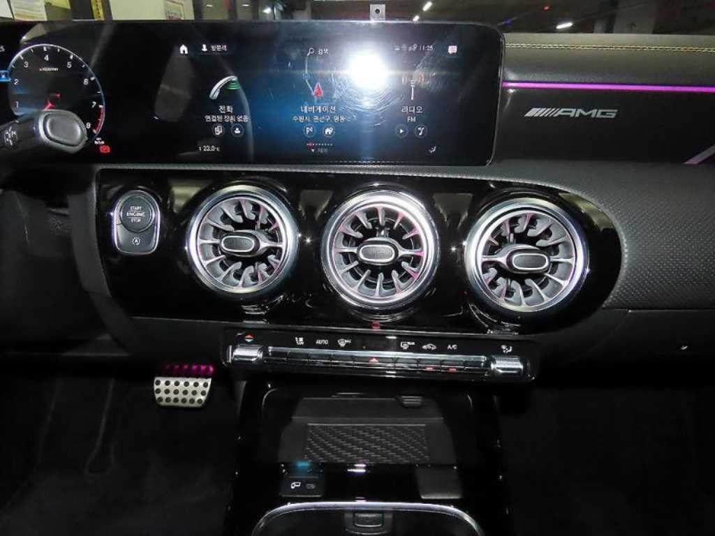 벤츠 CLA 클래스 CLA클래스 C118 AMG CLA 45 S 4MATIC+ 이미지 11