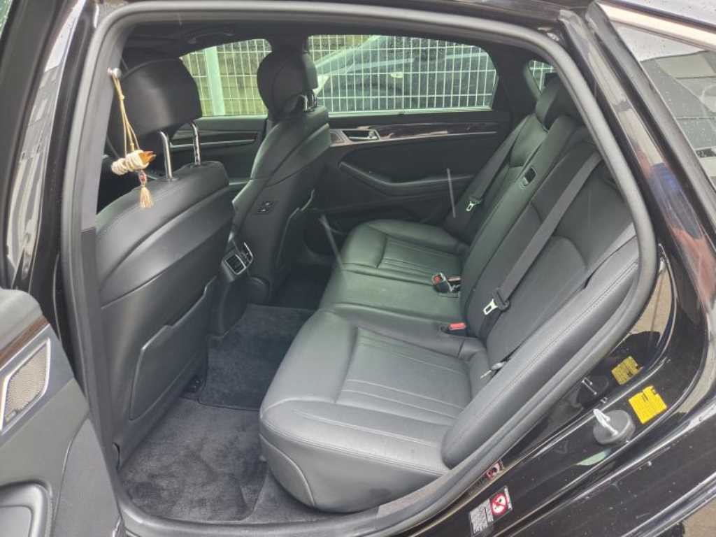 제네시스 G80 3.3 GDI AWD 프레스티지 이미지 6