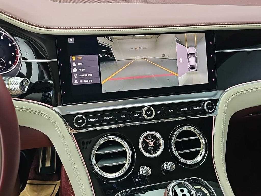 벤틀리 컨티넨탈 컨티넨탈 GT 3세대 4.0 V8 GT 아주르 이미지 10