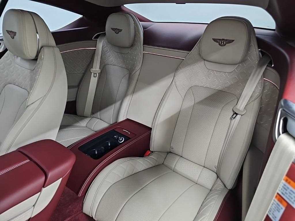 벤틀리 컨티넨탈 컨티넨탈 GT 3세대 4.0 V8 GT 아주르 이미지 12