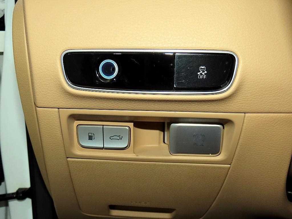 기아 K9 더 뉴 K9 2세대 3.8 GDI AWD 이미지 14