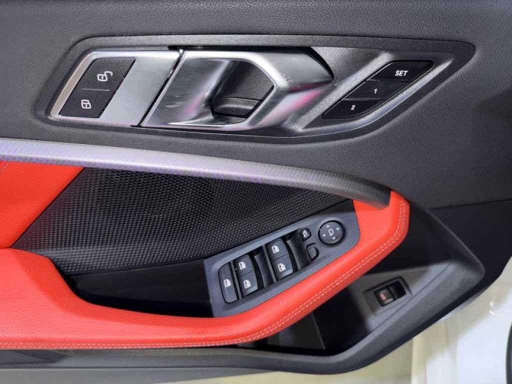 BMW 1시리즈 1시리즈 (F40) 118d M 스포츠 이미지 14