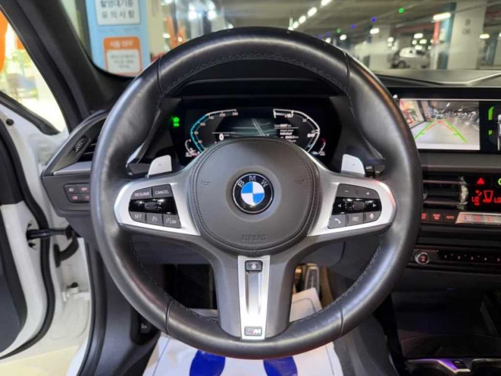 BMW 1시리즈 1시리즈 (F40) 118d M 스포츠 이미지 9