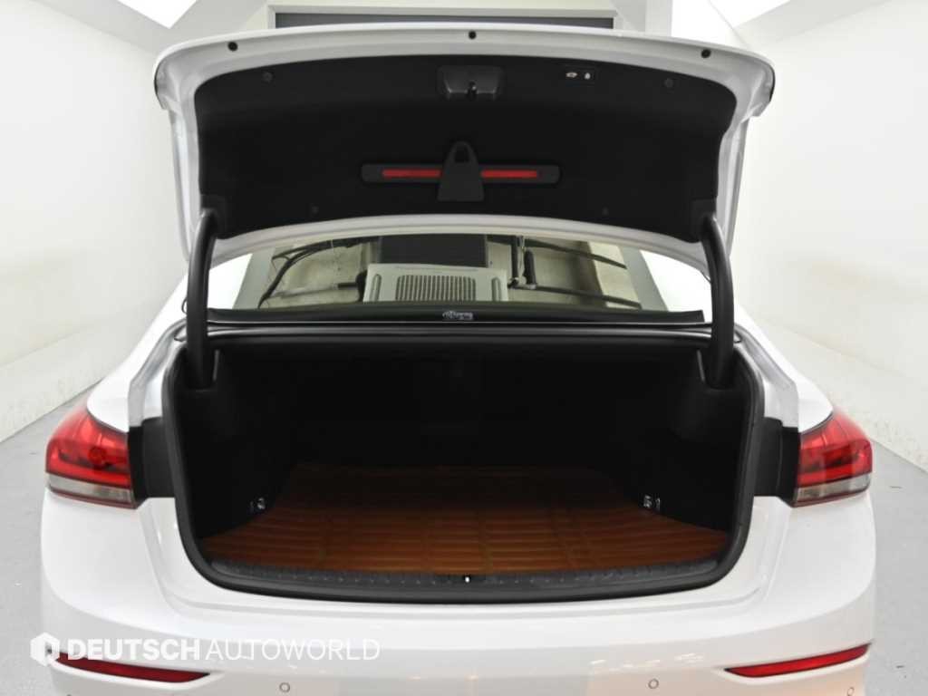 제네시스 G80 3.3 GDI AWD 프리미엄 럭셔리 이미지 19