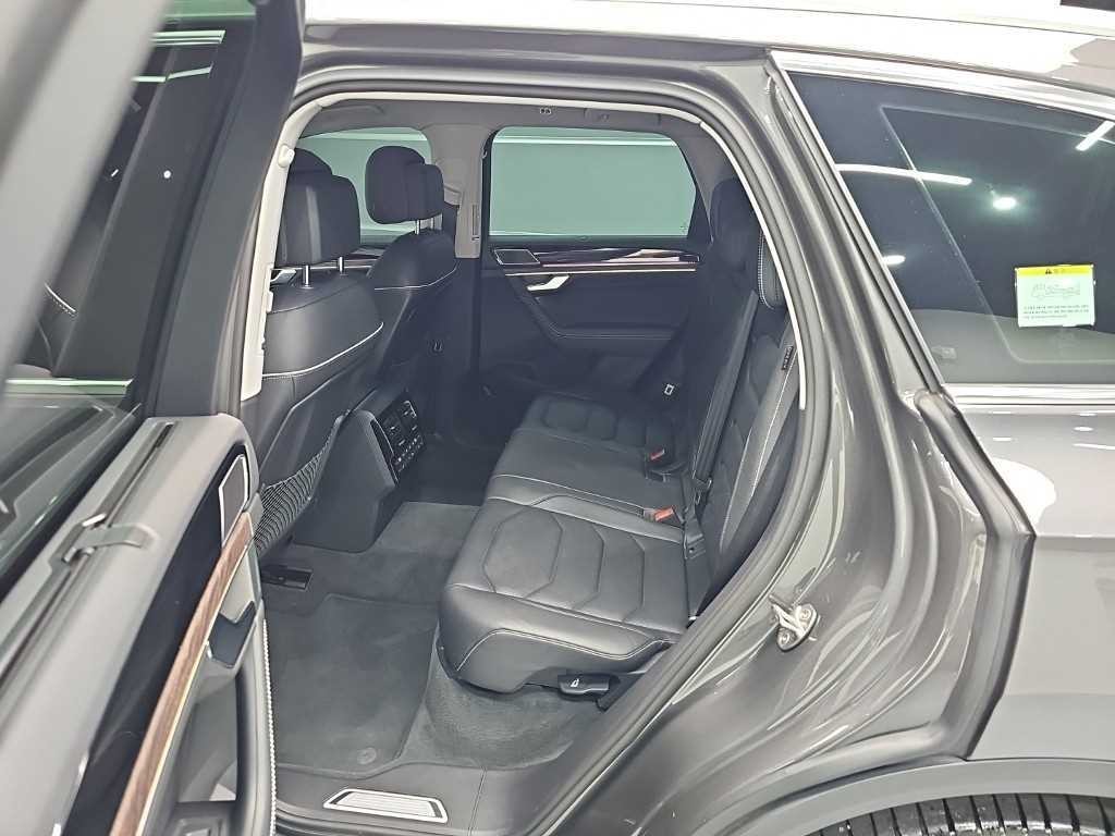 폭스바겐 투아렉 투아렉 3세대 3.0 TDI 프레스티지 이미지 12