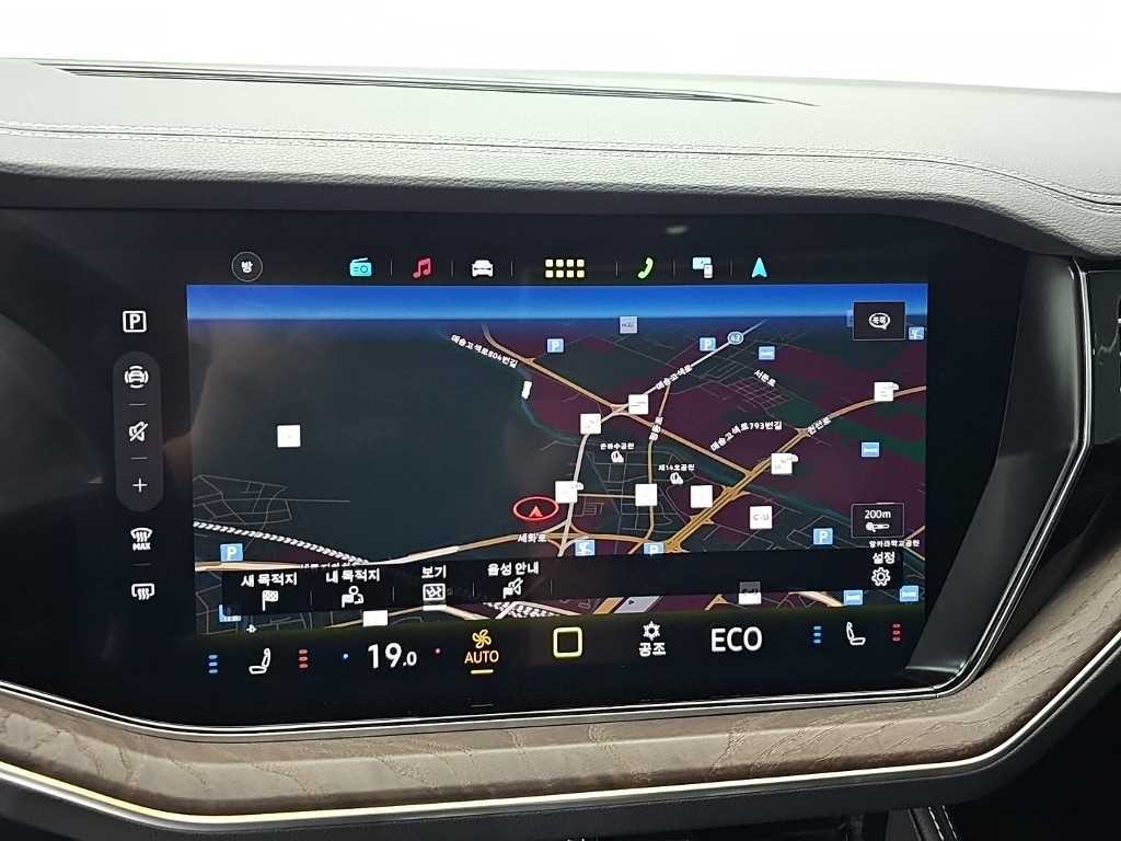 폭스바겐 투아렉 투아렉 3세대 3.0 TDI 프레스티지 이미지 16