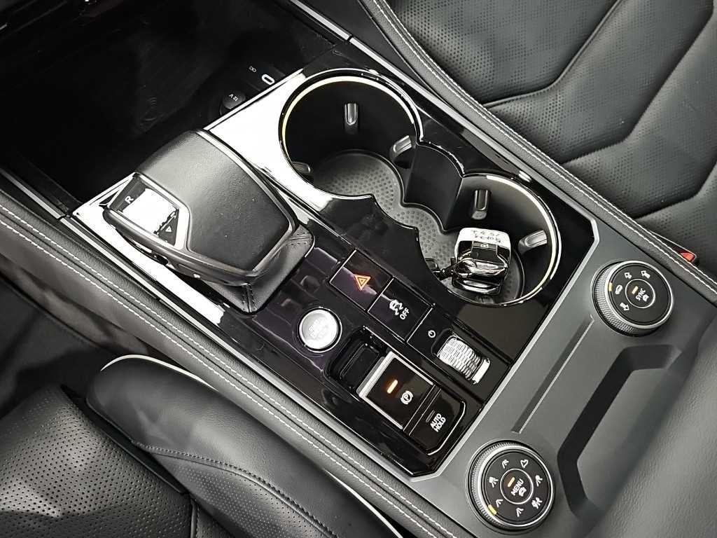 폭스바겐 투아렉 투아렉 3세대 3.0 TDI 프레스티지 이미지 8