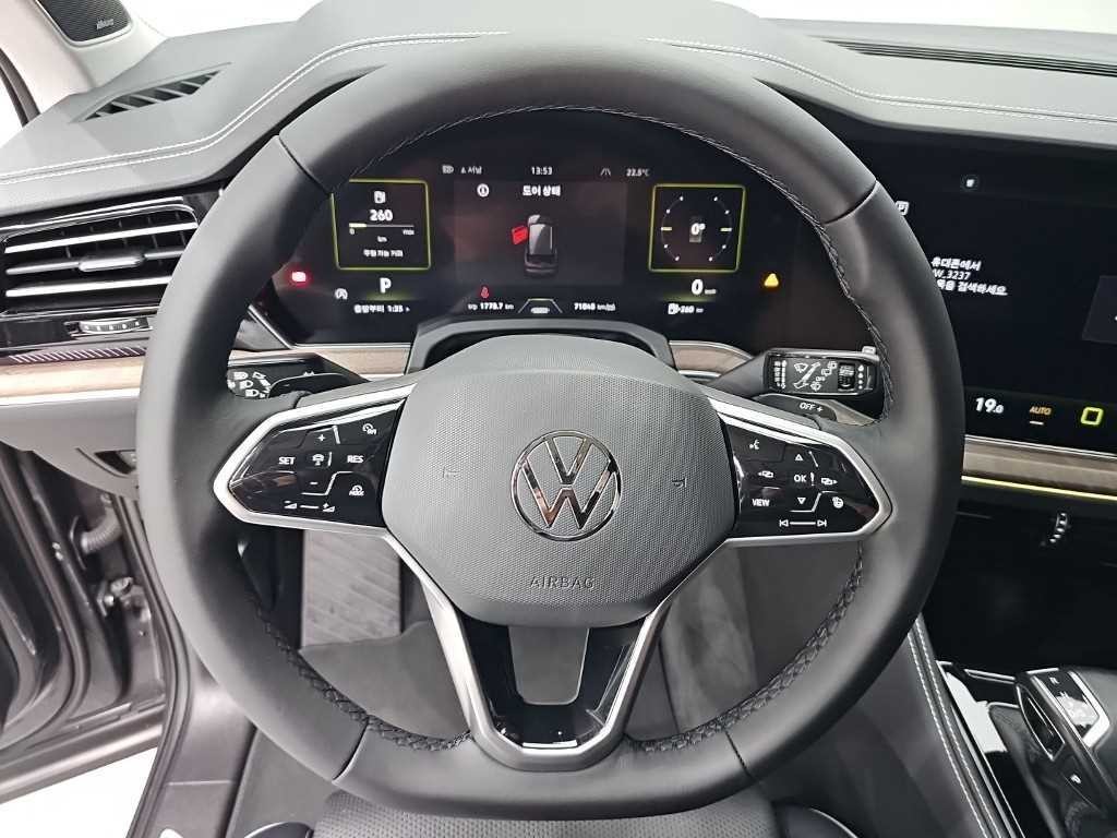 폭스바겐 투아렉 투아렉 3세대 3.0 TDI 프레스티지 이미지 9
