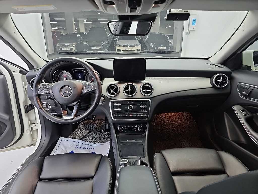 벤츠 GLA 클래스 GLA클래스 X156 GLA200 D 4MATIC 액티비티 에디션 이미지 7