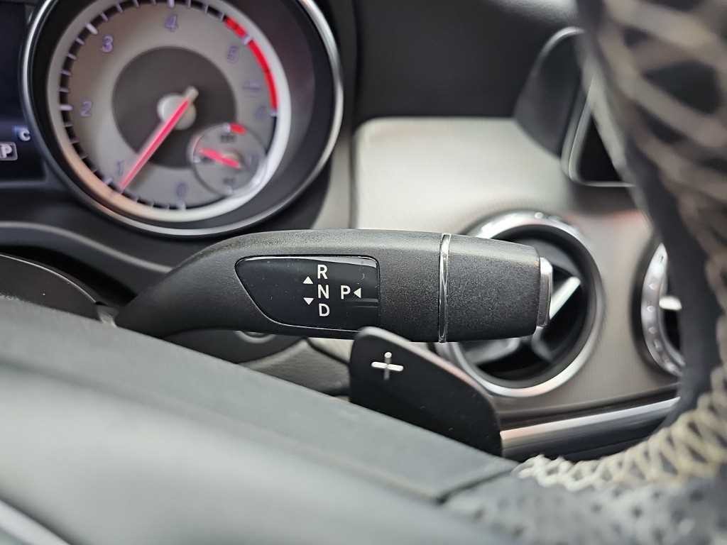 벤츠 GLA 클래스 GLA클래스 X156 GLA200 D 4MATIC 액티비티 에디션 이미지 8