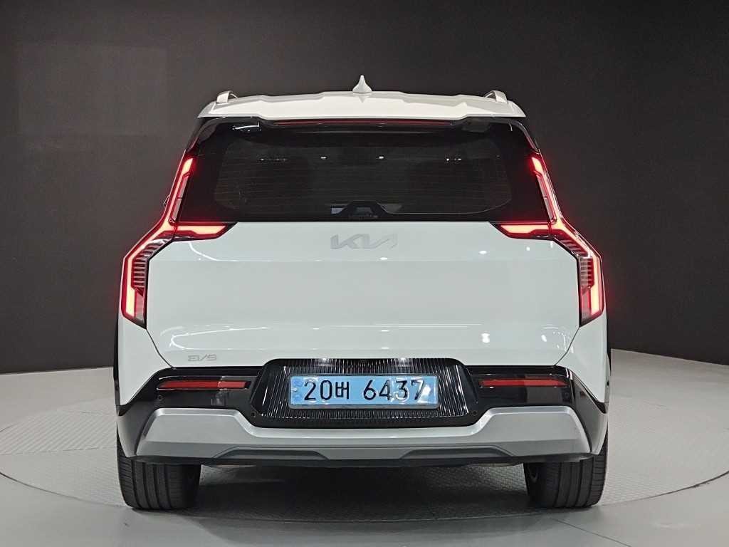 기아 EV9 롱레인지 4WD 어스 이미지 4