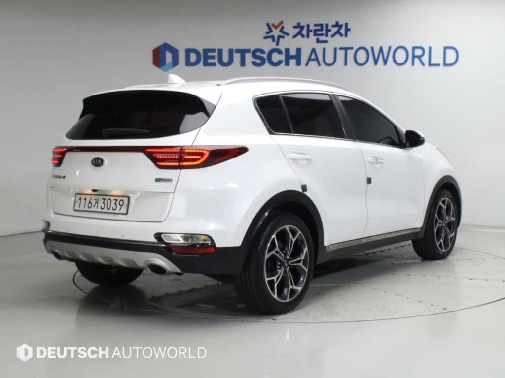 기아 스포티지 스포티지 더 볼드 2.0 디젤 2WD 프레스티지 이미지 2