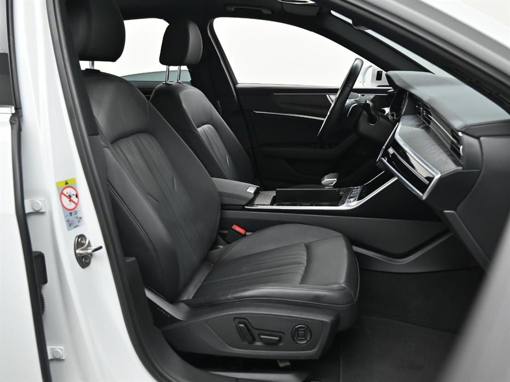 아우디 A6 A6 (C8) 45 TFSI 콰트로 프리미엄 이미지 10