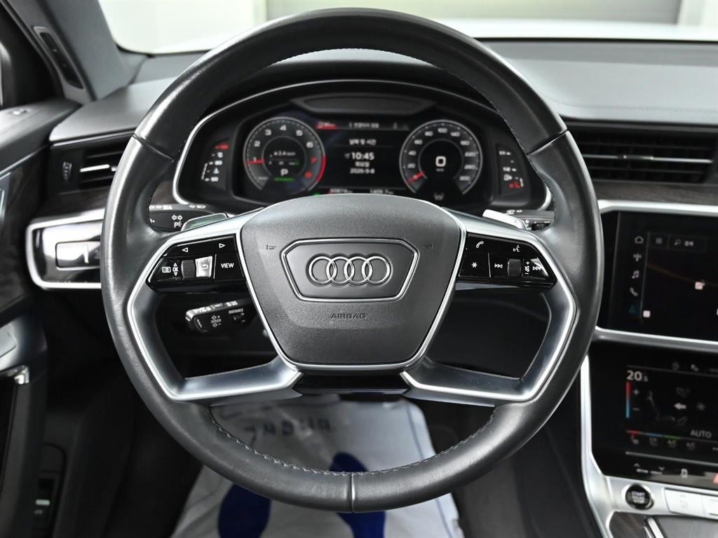 아우디 A6 A6 (C8) 45 TFSI 콰트로 프리미엄 이미지 13