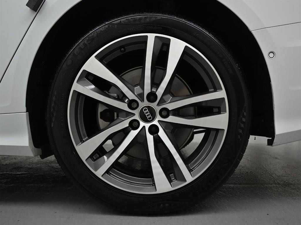 아우디 A6 A6 (C8) 45 TFSI 콰트로 프리미엄 이미지 5