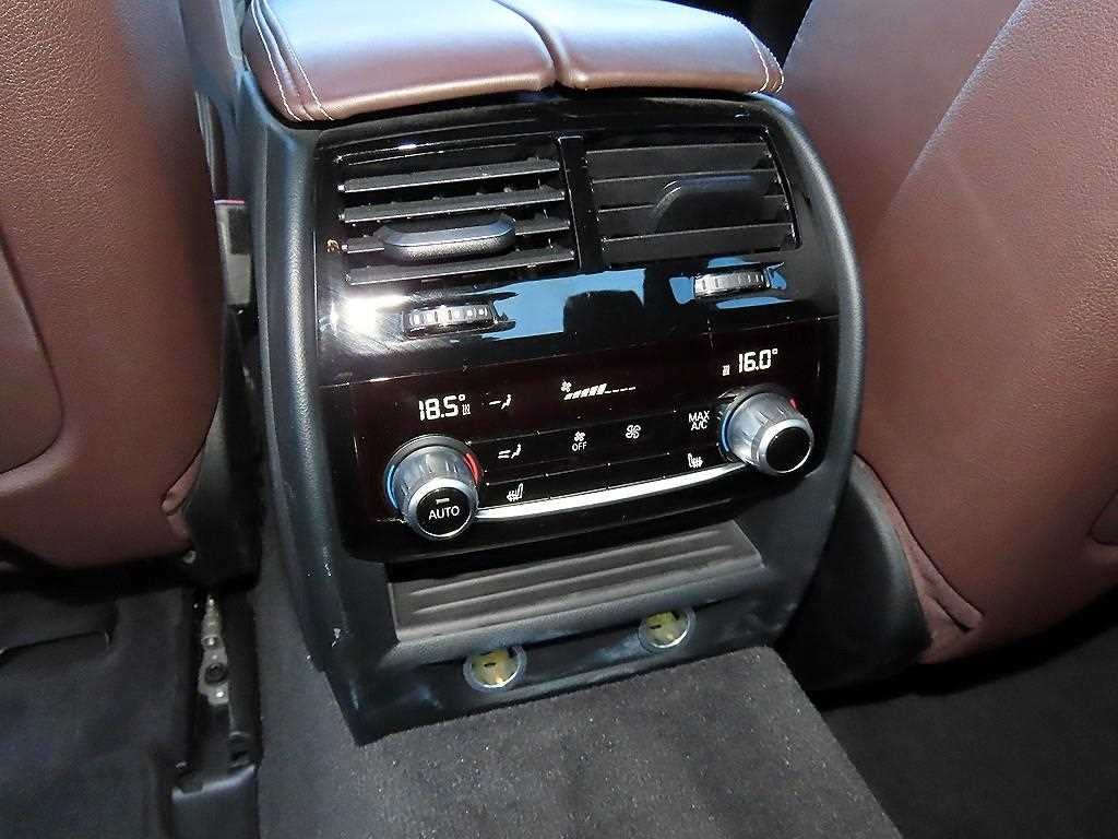 BMW 5시리즈 5시리즈 (G30) 530i M 스포츠 플러스 이미지 16