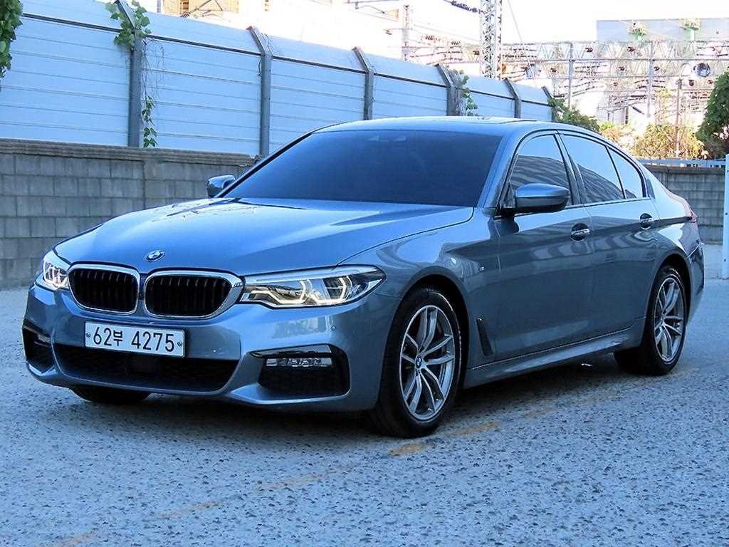 BMW 5시리즈 5시리즈 (G30) 530i M 스포츠 플러스 이미지 2