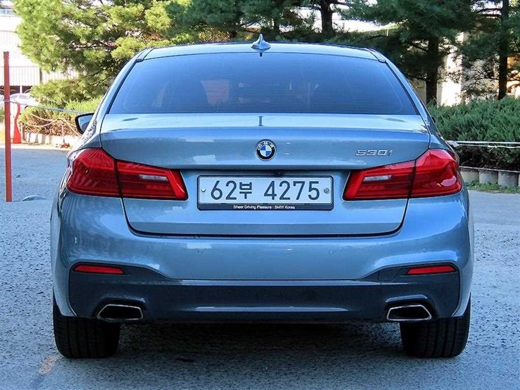 BMW 5시리즈 5시리즈 (G30) 530i M 스포츠 플러스 이미지 4