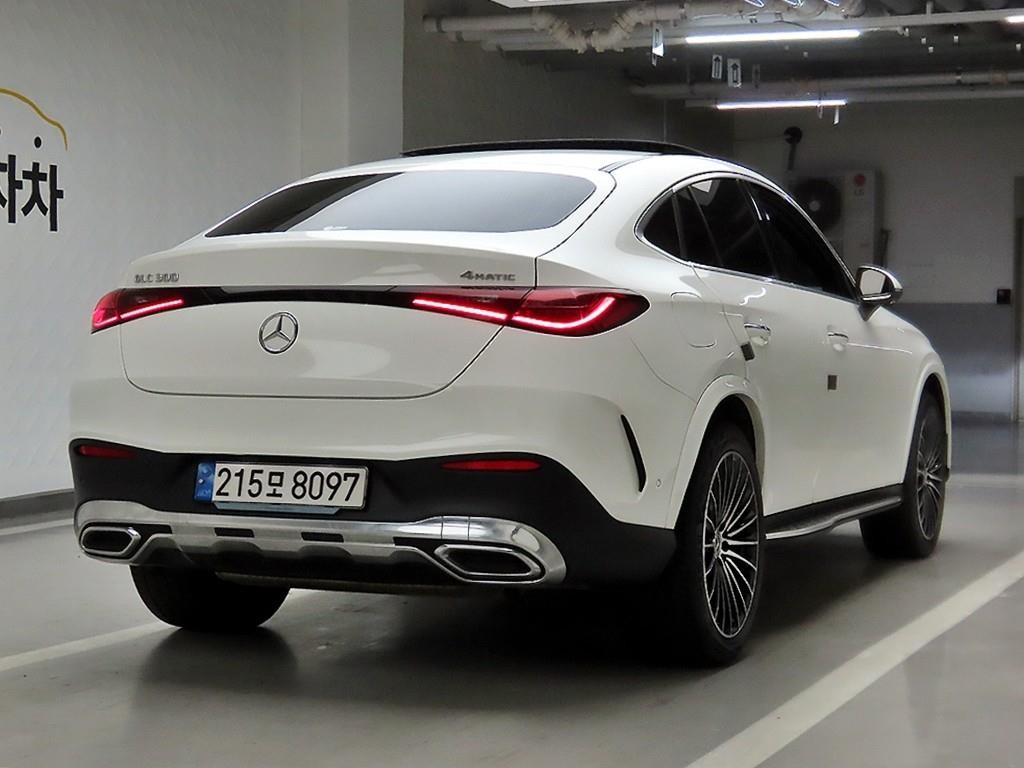 벤츠 GLC 클래스 GLC클래스 X254 GLC300 4MATIC 쿠페 이미지 4